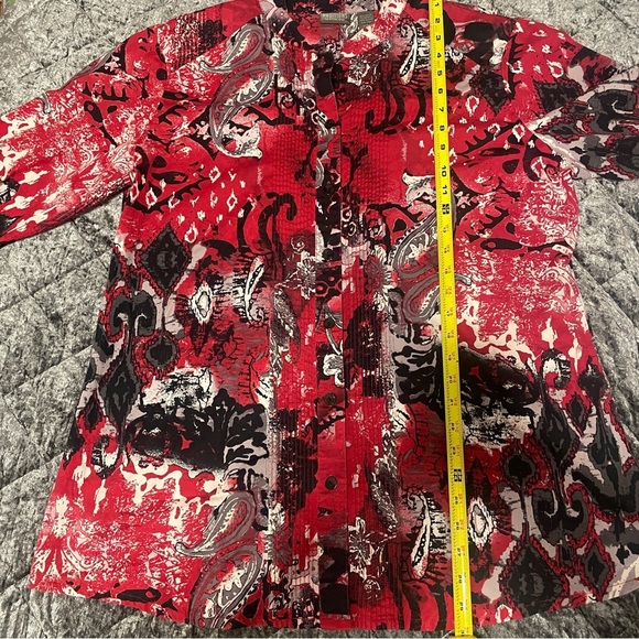 Chicos vibrant colorful button down top - Picture 10 of 14